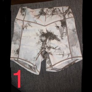 Balance athletica oasis OG short sea salt.